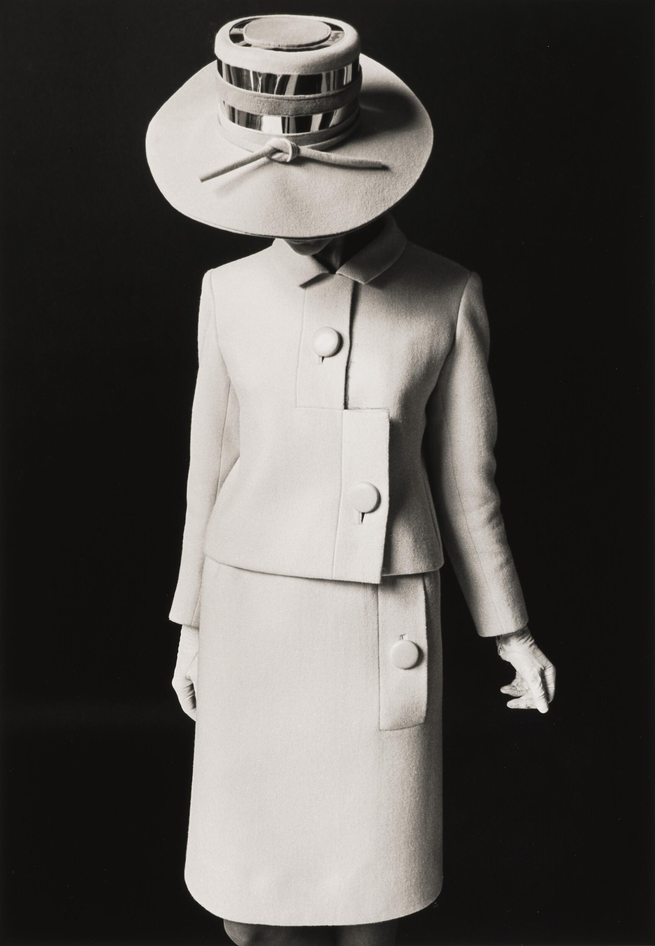 F.C. Gundlach - Bernadette, Ensemble Lanvin, Annabelle, Paris, 1966