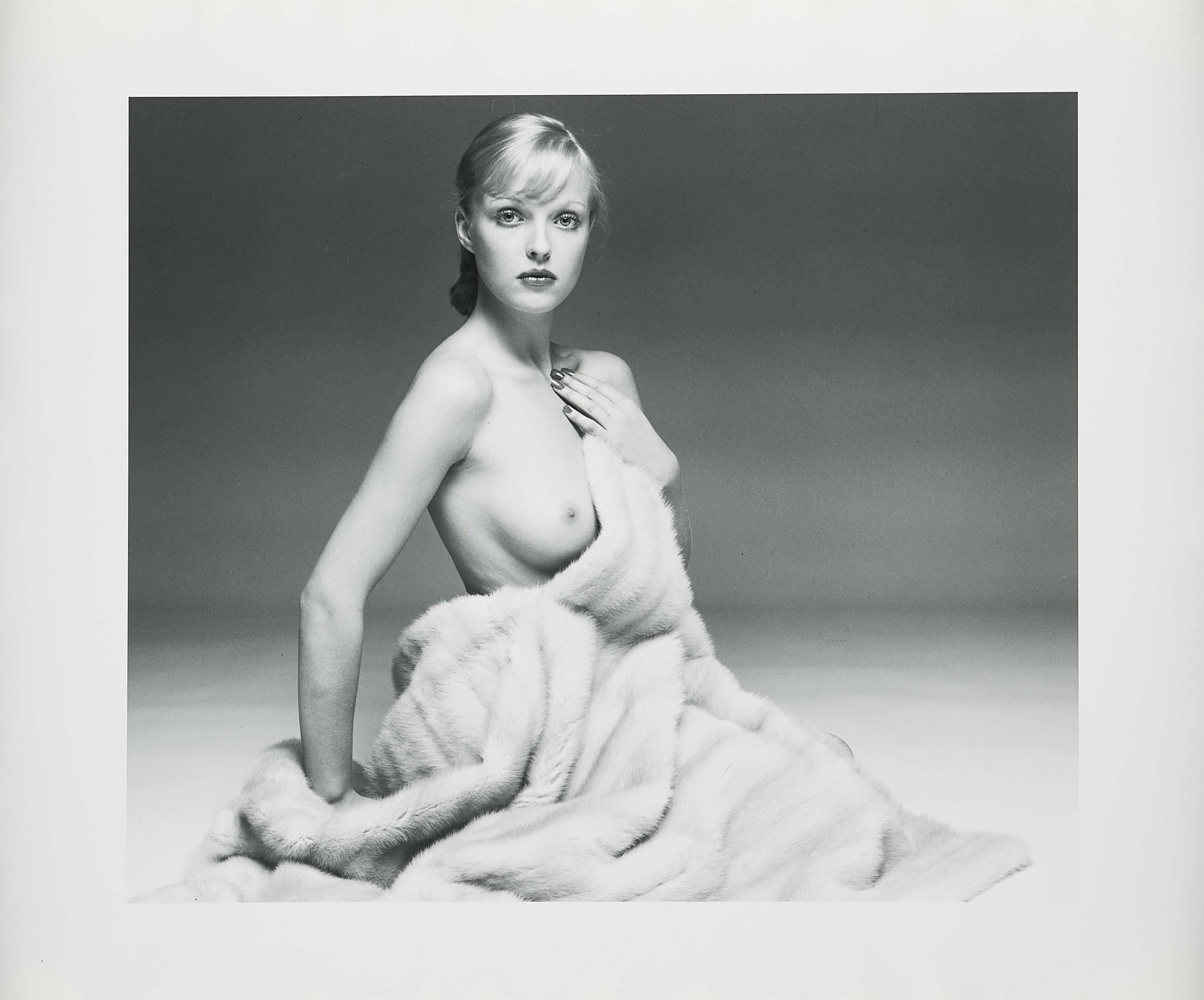 F.C. Gundlach - Christa im Saga-mink - Hamburg 1970.