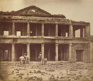 Felice Beato - Lucknow after the Siege