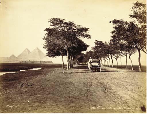 Félix Bonfils - Caire, Avenue des Pyramides, 1870s