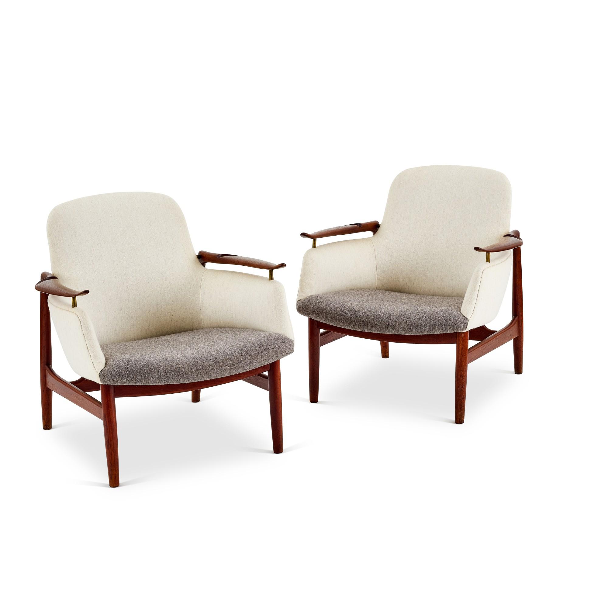 Finn Juhl - Pair of Armchairs, Model NV53