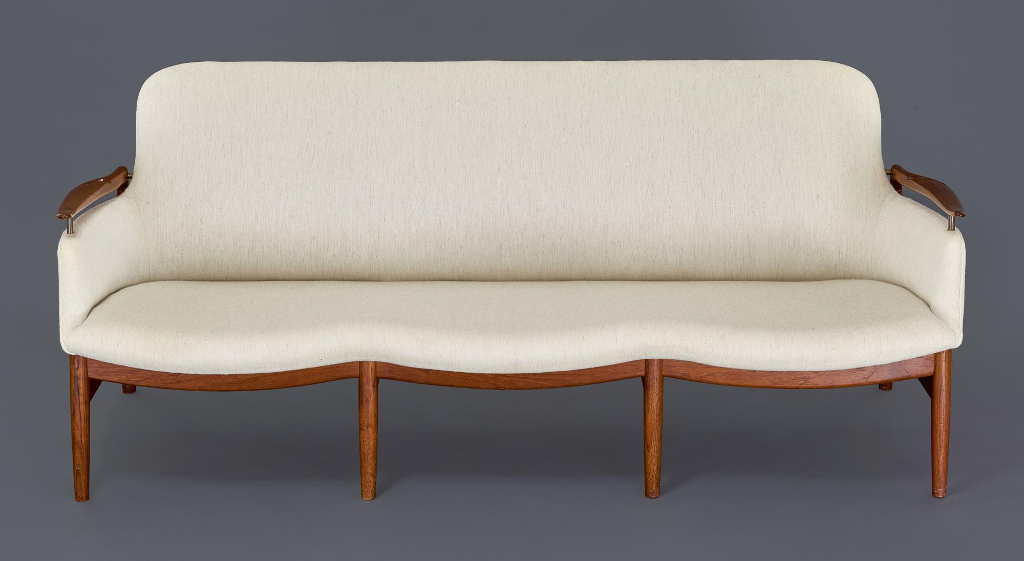 Finn Juhl - Sofa, Model No. Nv53