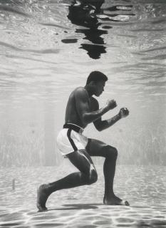 Flip Schulke - Ali Underwater