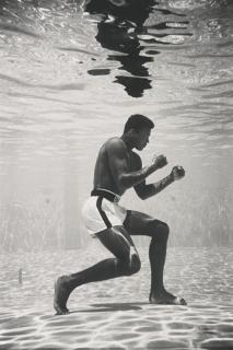 Flip Schulke - Ali Underwater