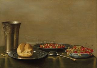 Floris Gerritsz. Van Schooten - Strawberries in a silver dish, cherries and white currents in a wanli bowl, with a bread roll and silver cup
