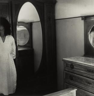 Francesca Woodman - Untitled (Woman and Oval Mirror)