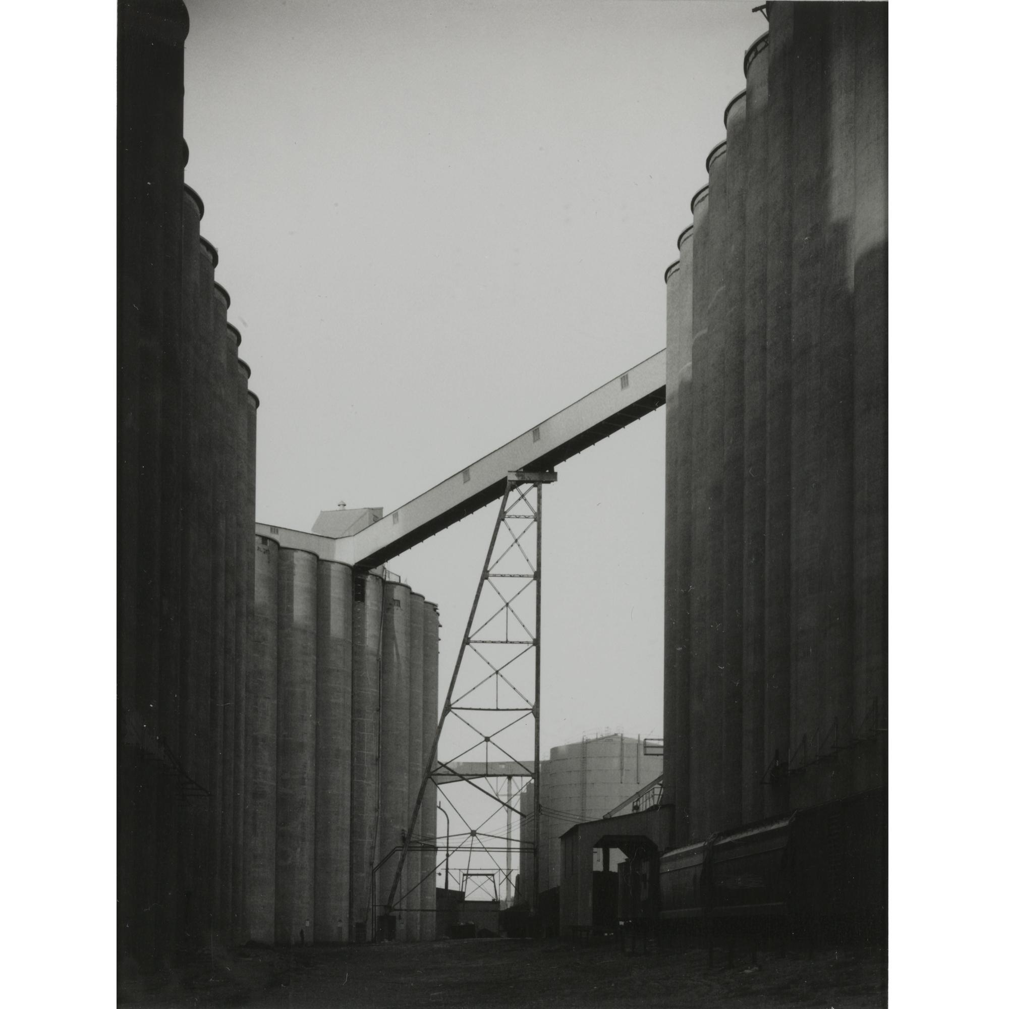 Frank Gohlke - Selected Studies Of Grain Elevator
