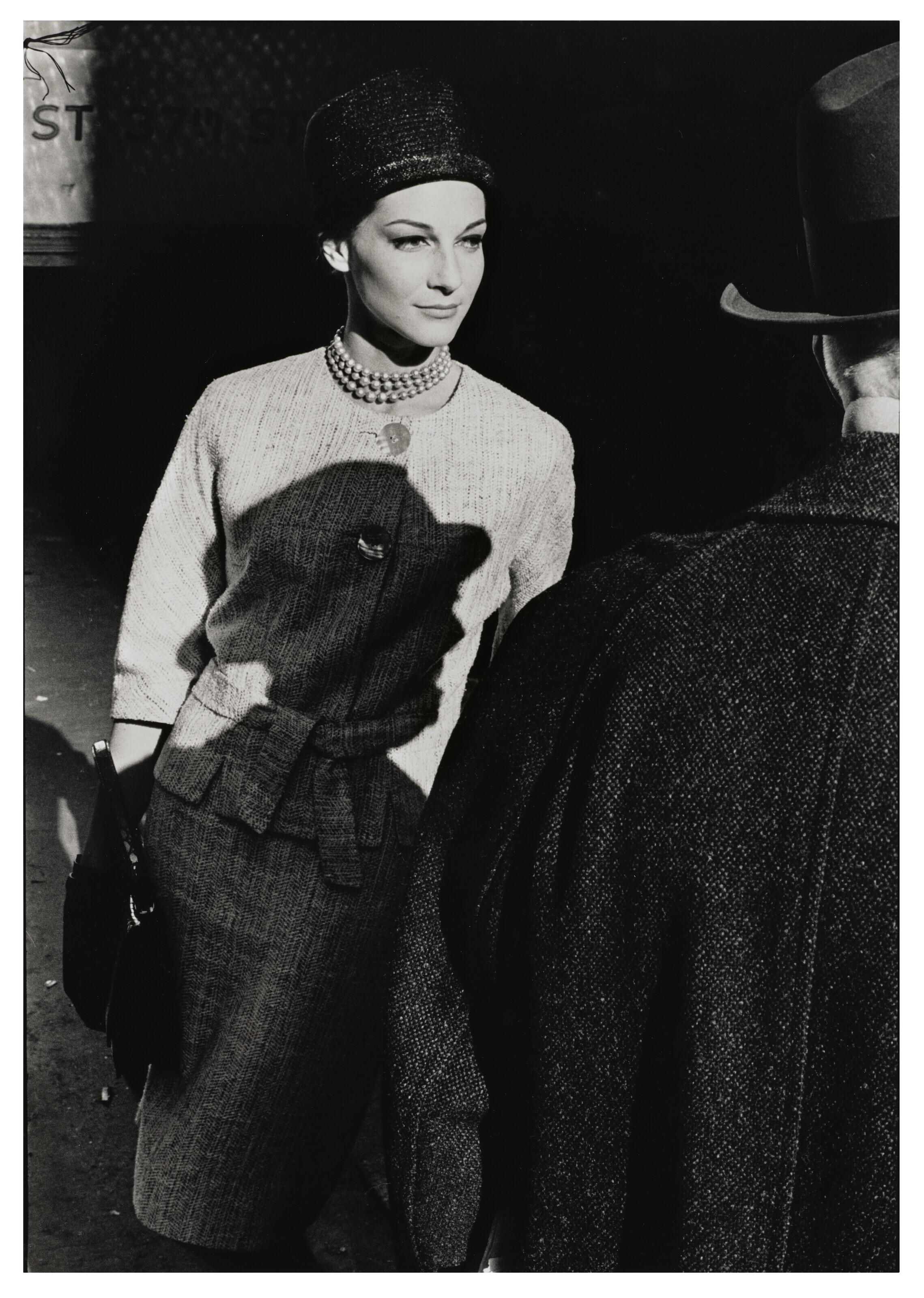 Frank Horvat - New York (B), Harper\'s Bazaar, 1961