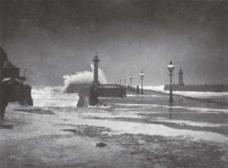Frank Meadow Sutcliffe - The Storm