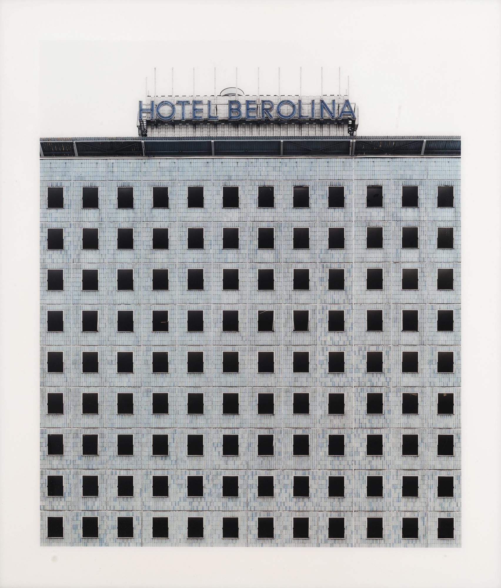 Frank Thiel - Stadt 5/02/A, (Berlin), 1996