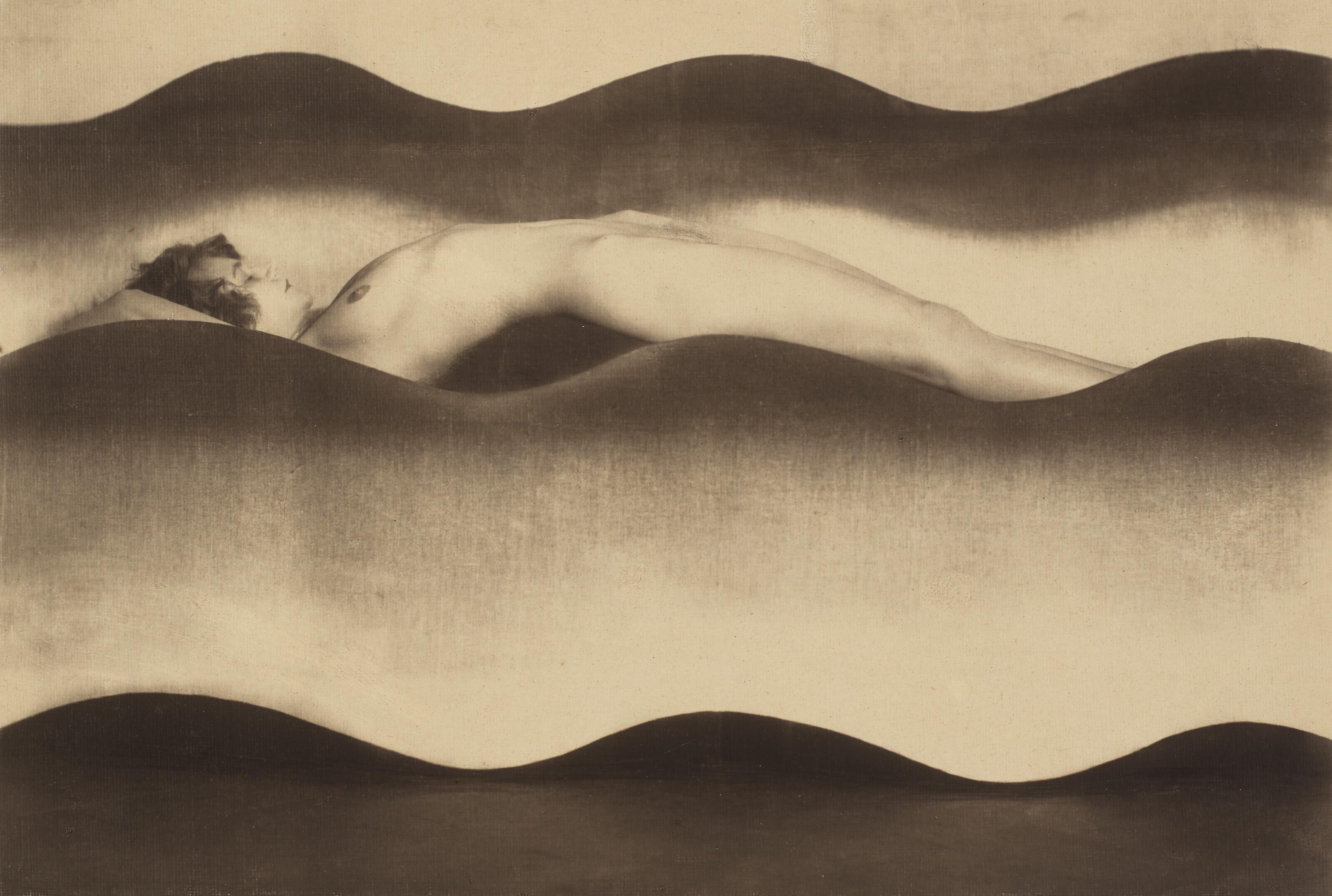 František Drtikol - Temná vlna (The Dark Wave), 1926