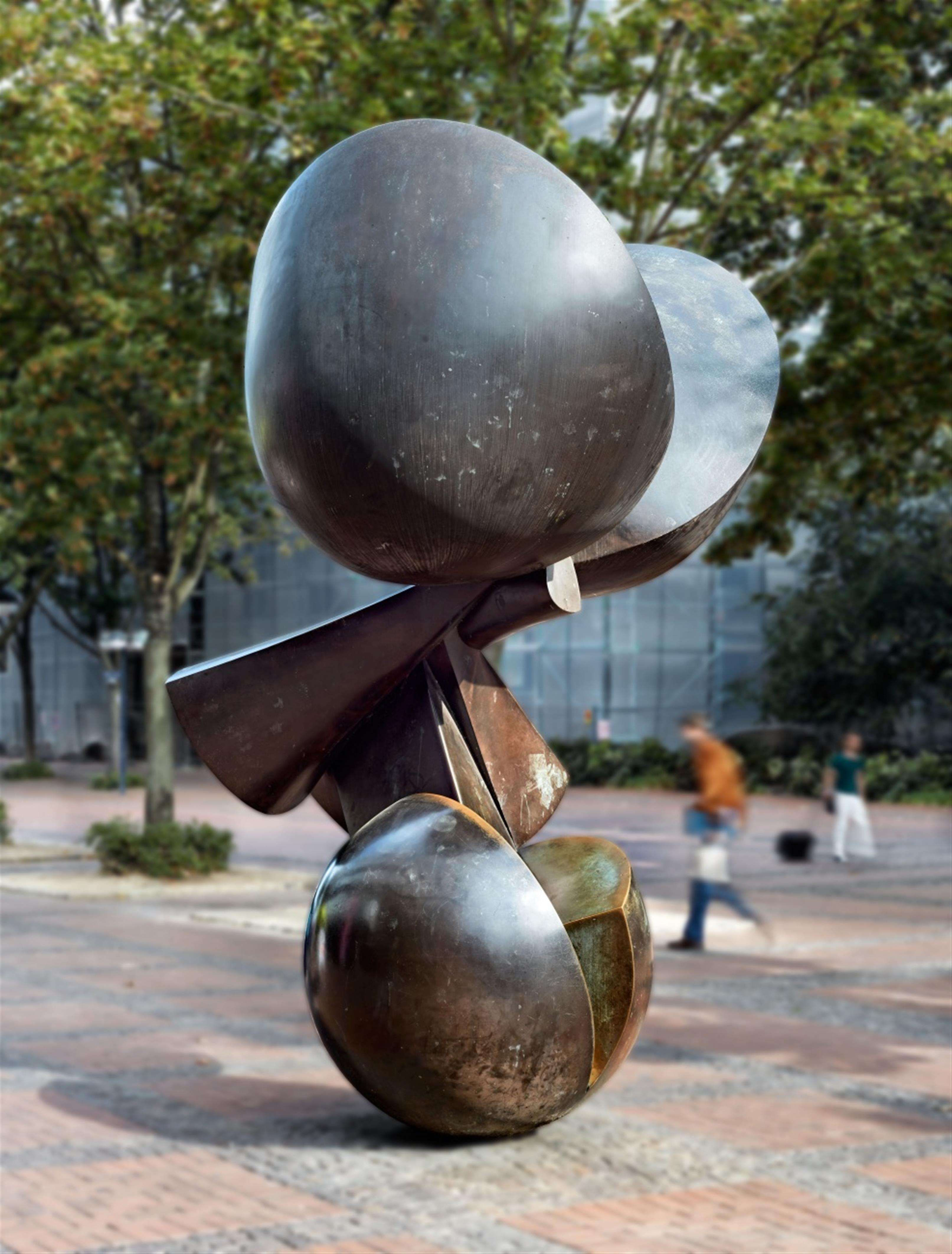 Fritz Koenig - Große Flora D