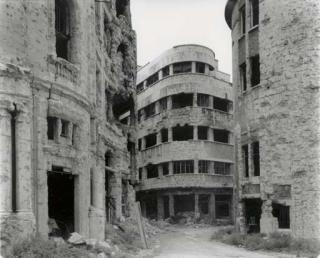 Gabriele Basilico - Beirut 1991 - rue Allemby  rue Fakhry Bey