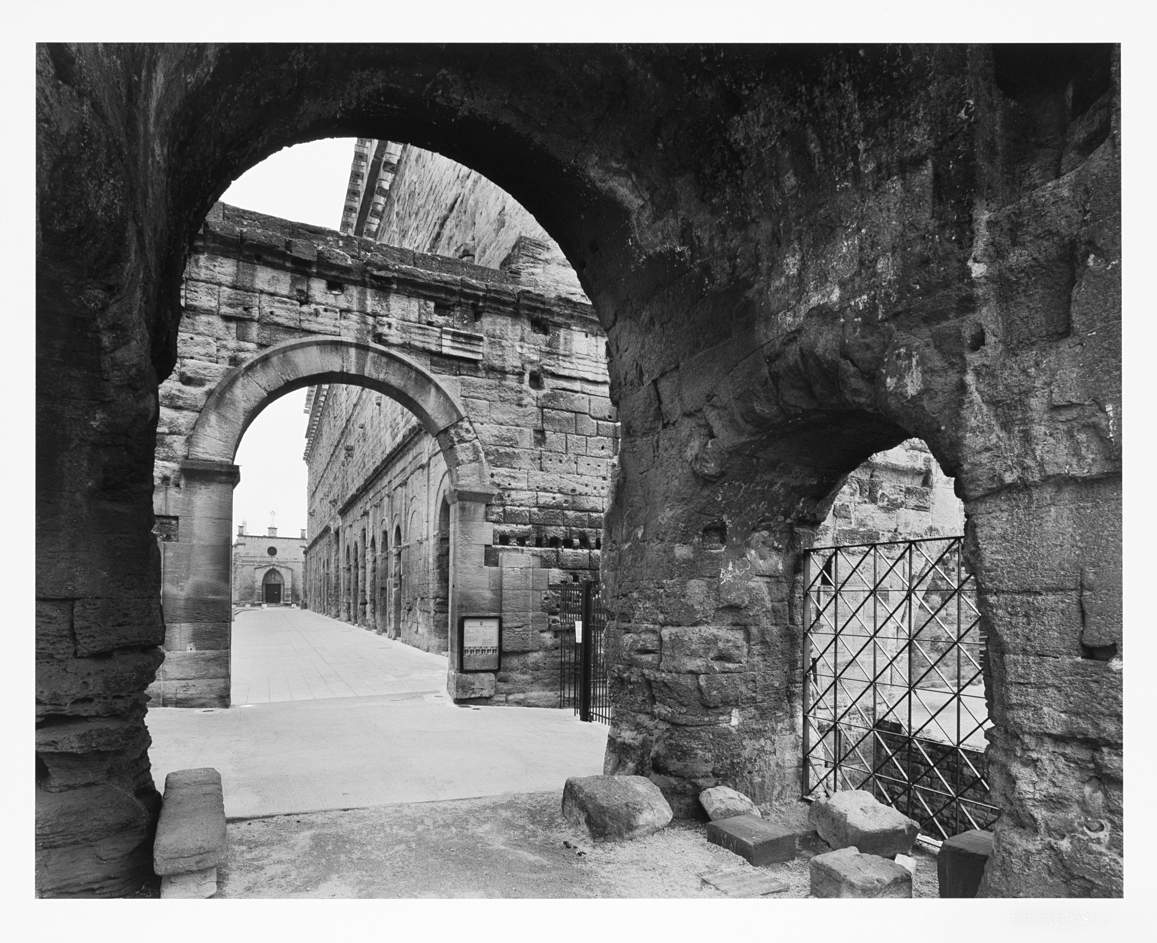 Gabriele Basilico - Orange, France 2001