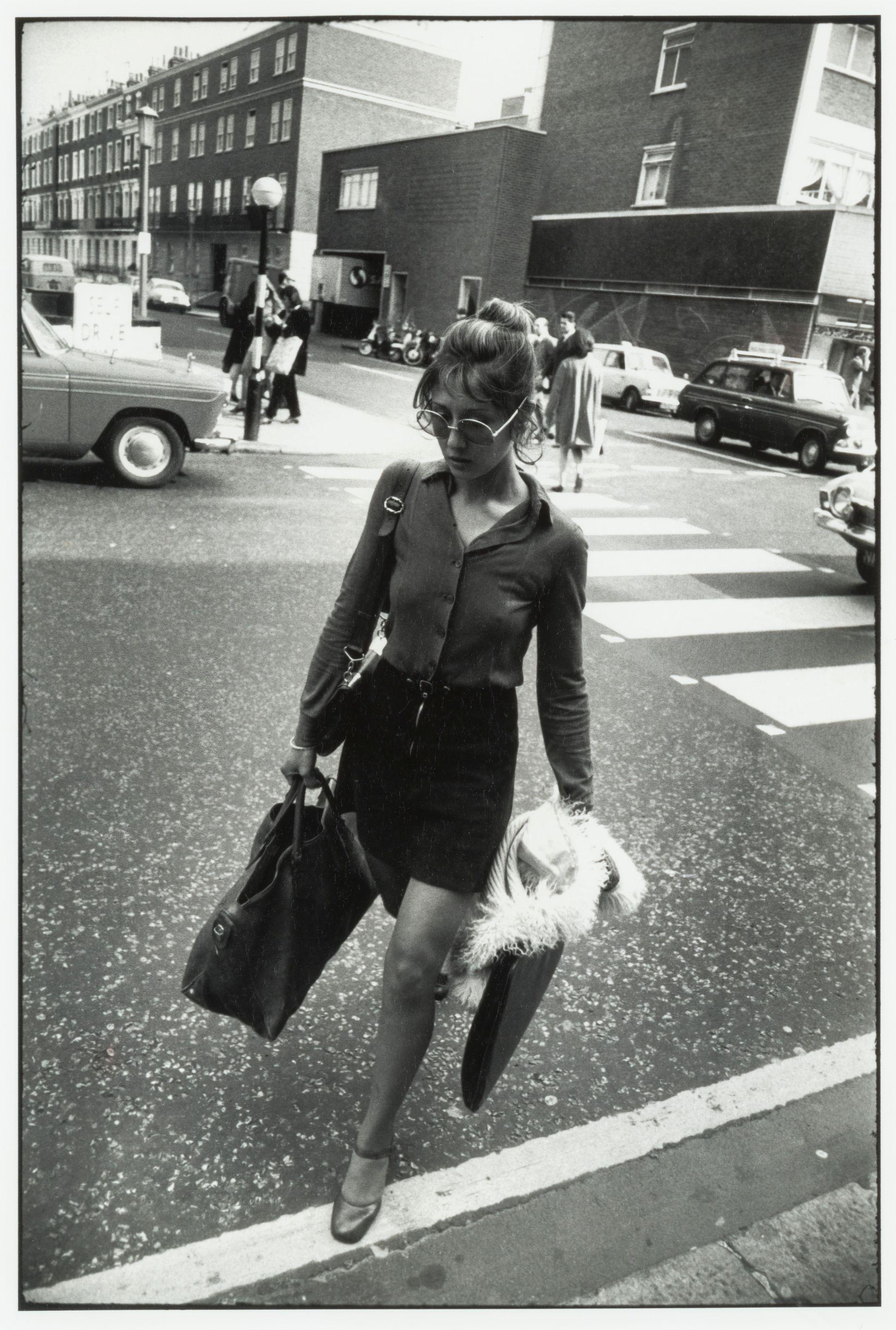 Garry Winogrand - Sans titre , de la série Women are Beautiful