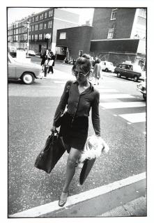 Garry Winogrand - Women are beautiful 1975 ca.