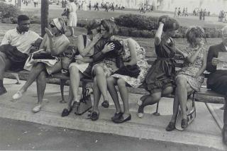 Garry Winogrand - World\'s Fair, New York City, 1964