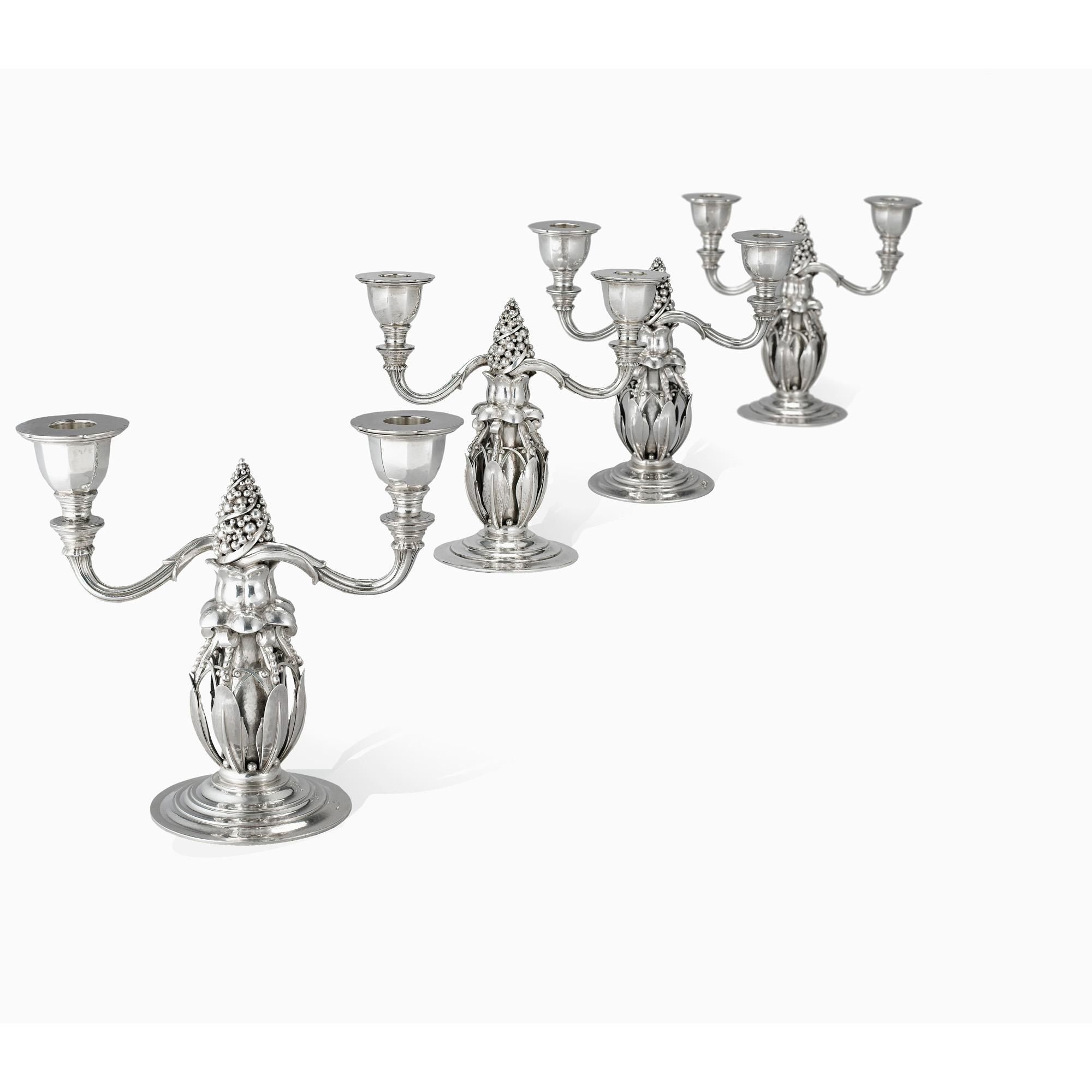 Georg Jensen - Paire De Flambeaux, Modèle N° 244 Dessiné En 1918 