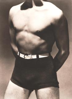 George Hoyningen-Huene - Horst Torso with Beachwear