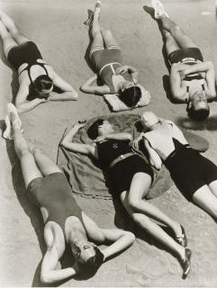 George Hoyningen-Huene - Swimwear by Patou (Molyneux and Yrande), 1930