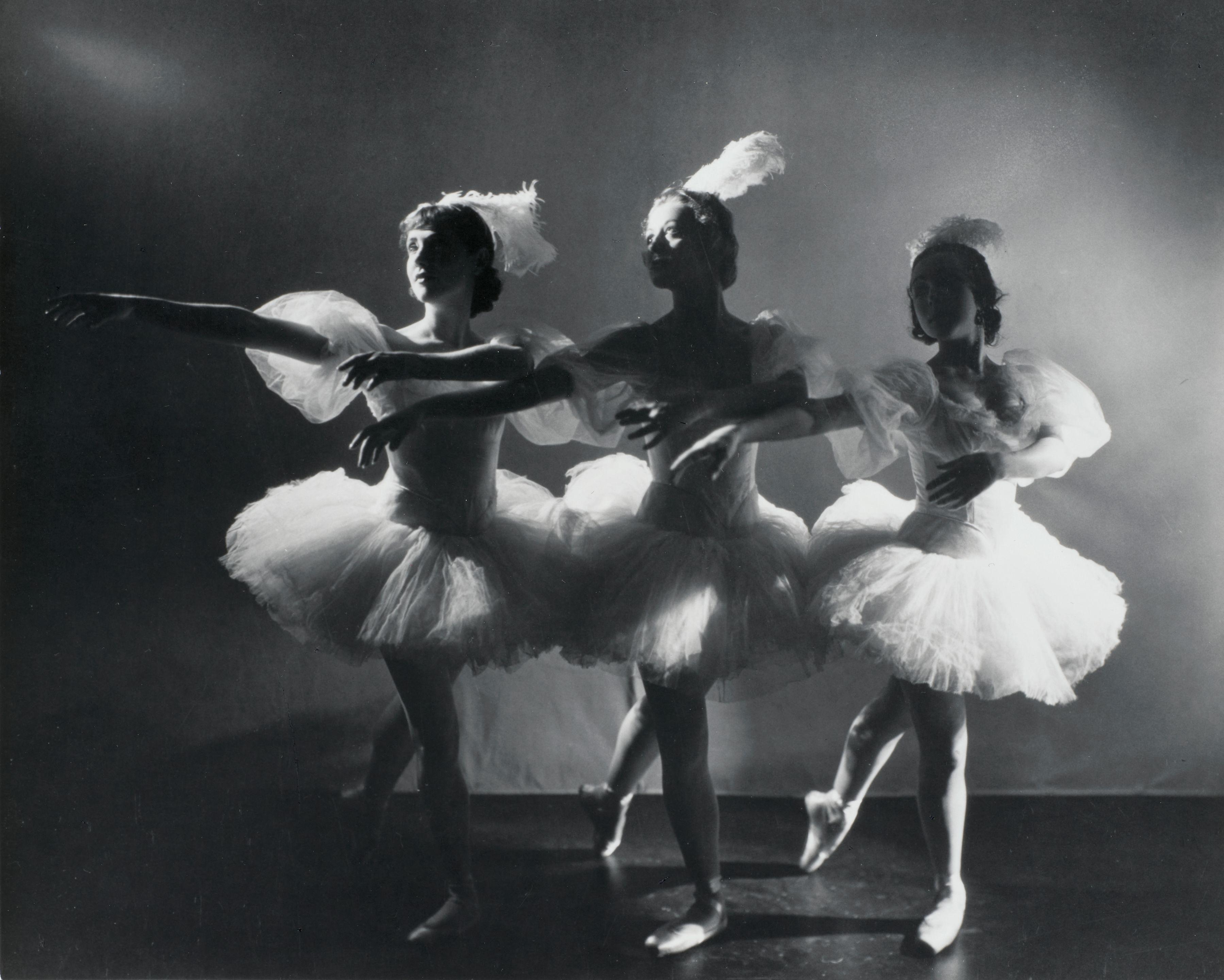 George Platt Lynes - Ballerinas (American Ballet Theatre, New York)