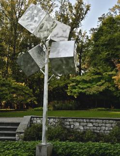 George Rickey - Cluster Of Cubes - Excentric