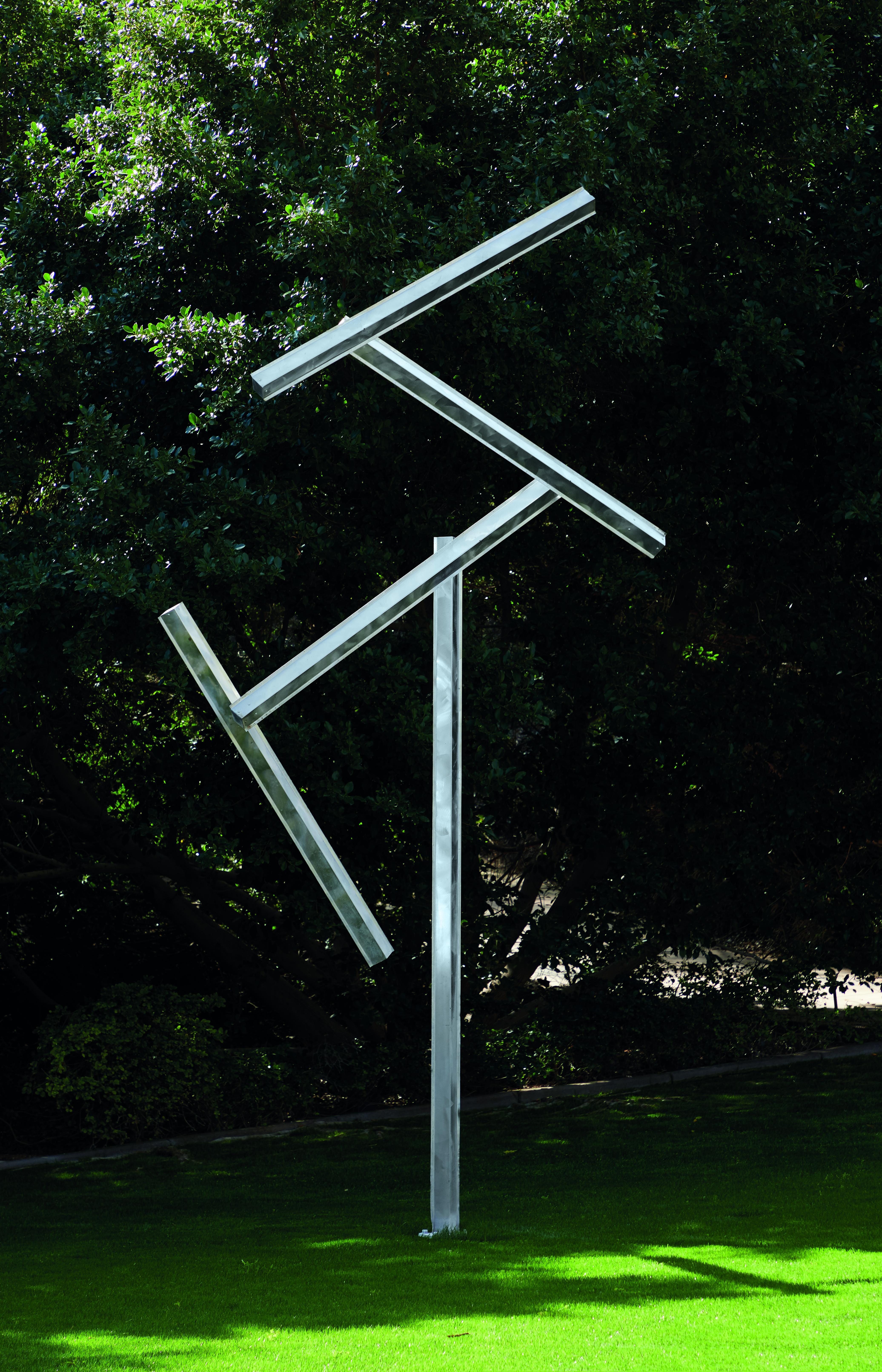 George Rickey - One Fixed Four Jointed Lines