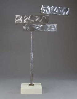 George Rickey - Three Rectangles Horizontal Jointed Gyratory Iv