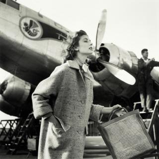 Georges Dambier - Suzy Parker, Casablanca Airport, Maroc (for \'Elle\' Magazine)