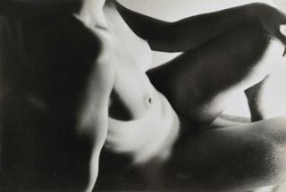 Germaine Krull - Forme nue (Naked form), 1929
