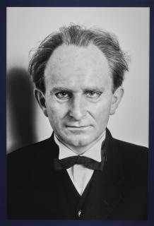 Gillian Wearing - Me As Sander