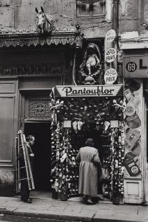 Gisèle Freund - “Pantouflour, Paris, 1935\