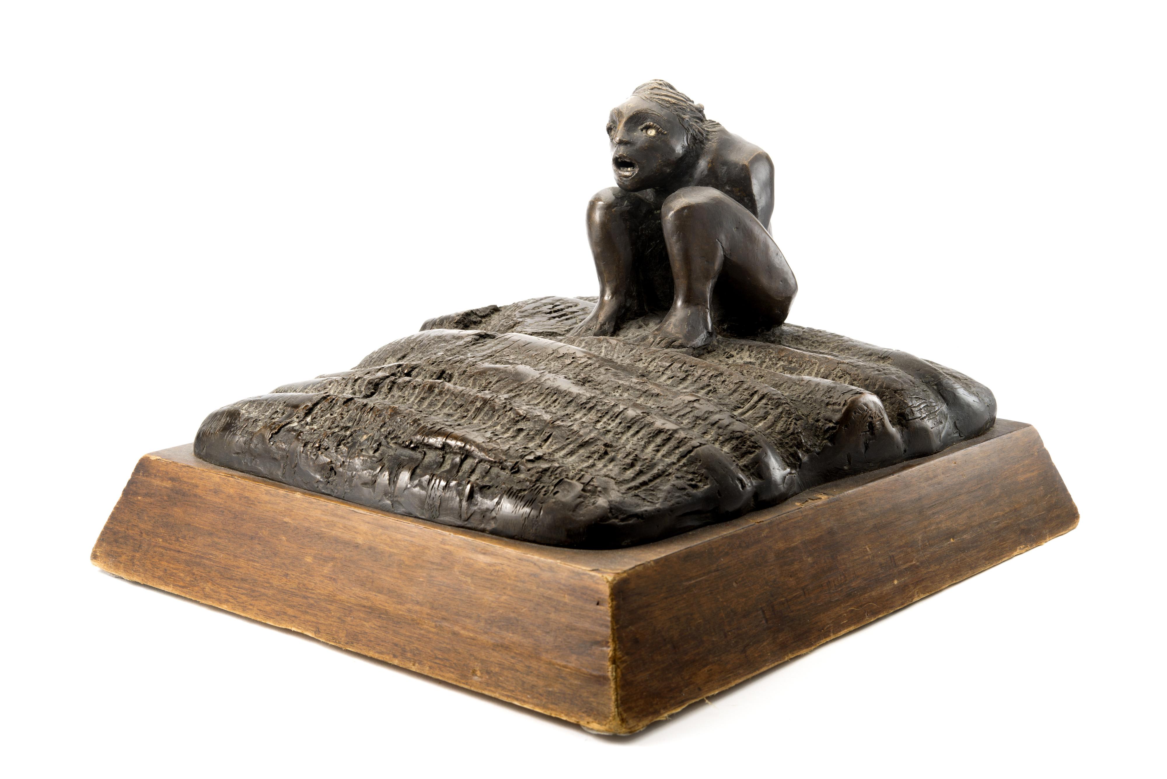 Giuliano Vangi - Figura accovacciata