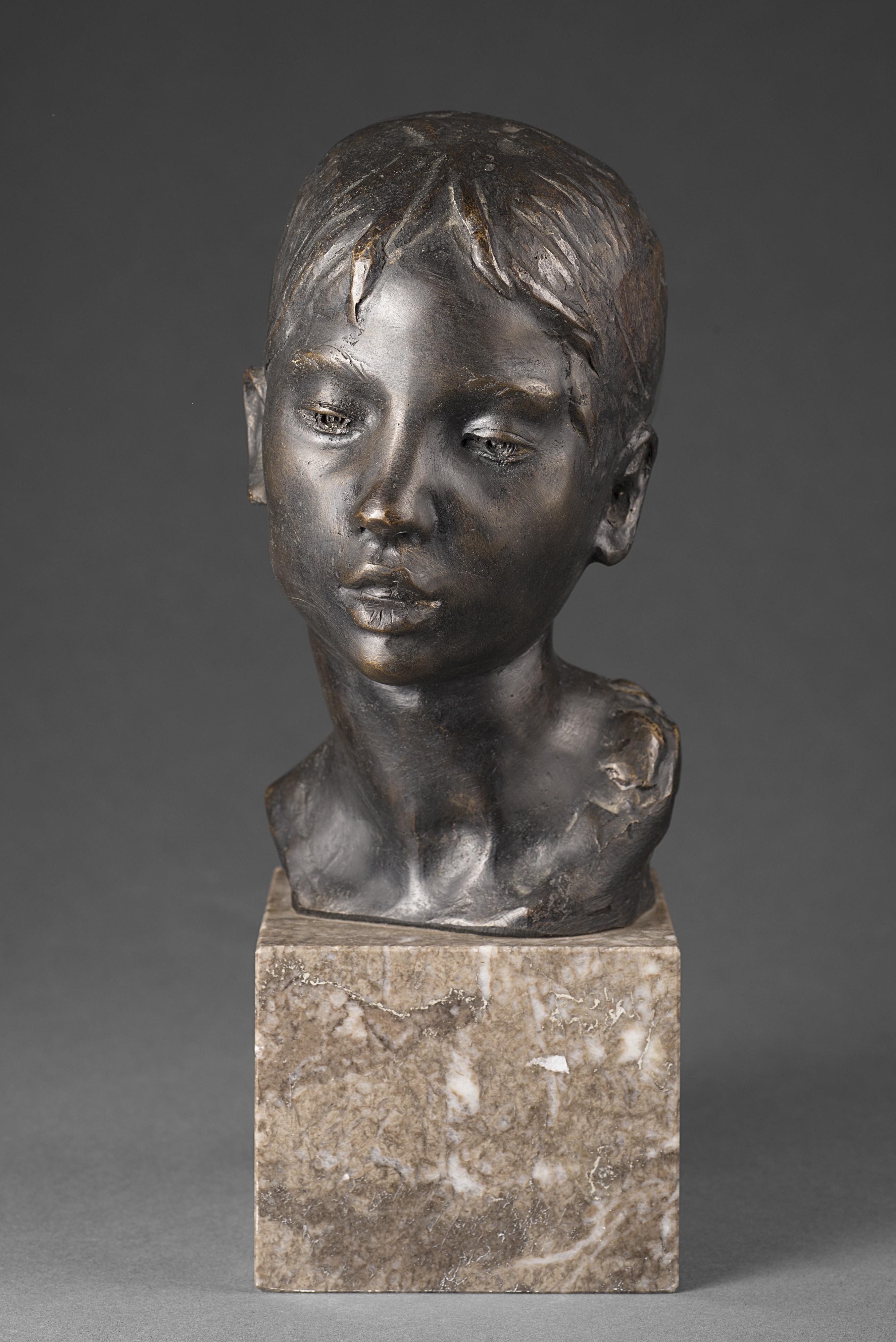 Giuseppe Moretti - Ritratto di fanciulla con chignon