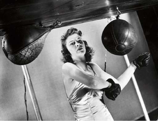 Gjon Mili - Bag Puncher, Doris de Green; and Don Vaughn, Jr.