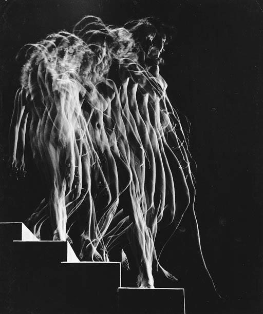 Gjon Mili - Nude Descending a Staircase (after Marcel Duchamp), 1950