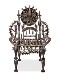 Gonçalo Mabunda - Throne