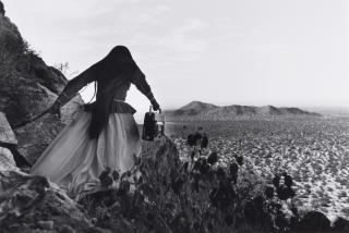 Graciela Iturbide - Mujer Ángel Desierto de Sonora