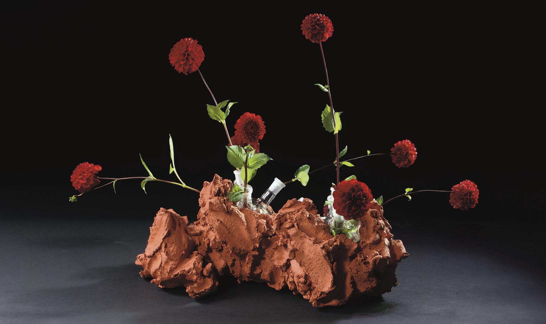 Guido Geelen - Vaasbeeld Teckel I/Vase sculpture Dachshund I