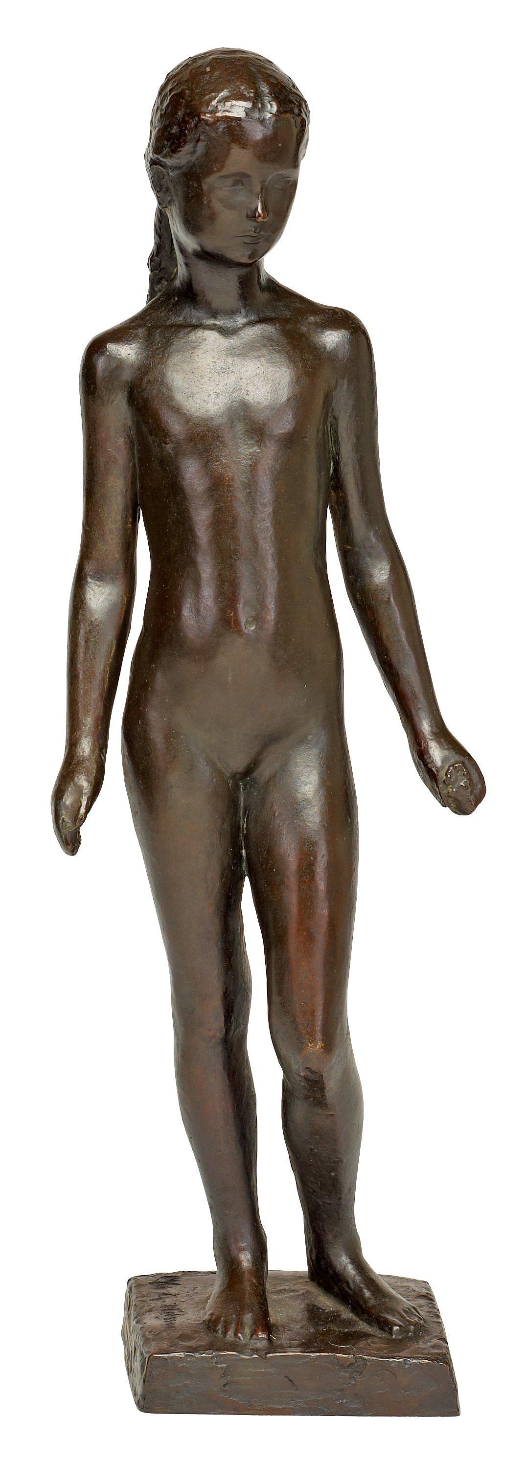 Gunnar Nilsson - Standing girl