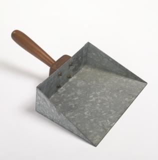 H. C. Westermann - Dust Pan, 30/3 (American Walnut)