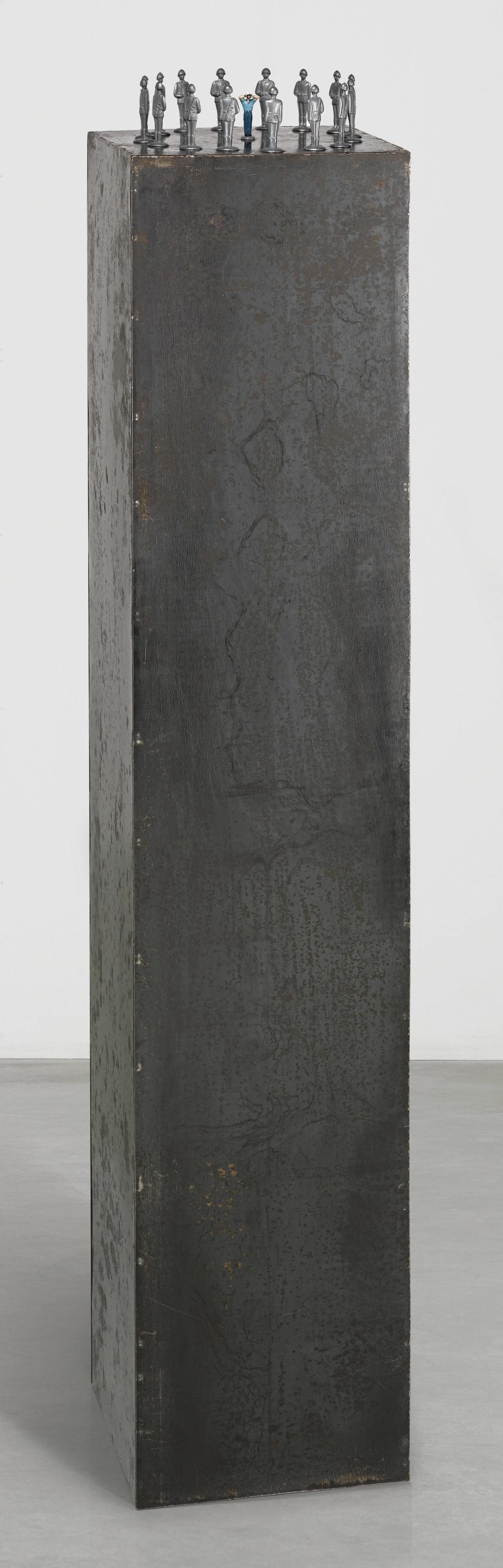 Hale Tenger - Amidst