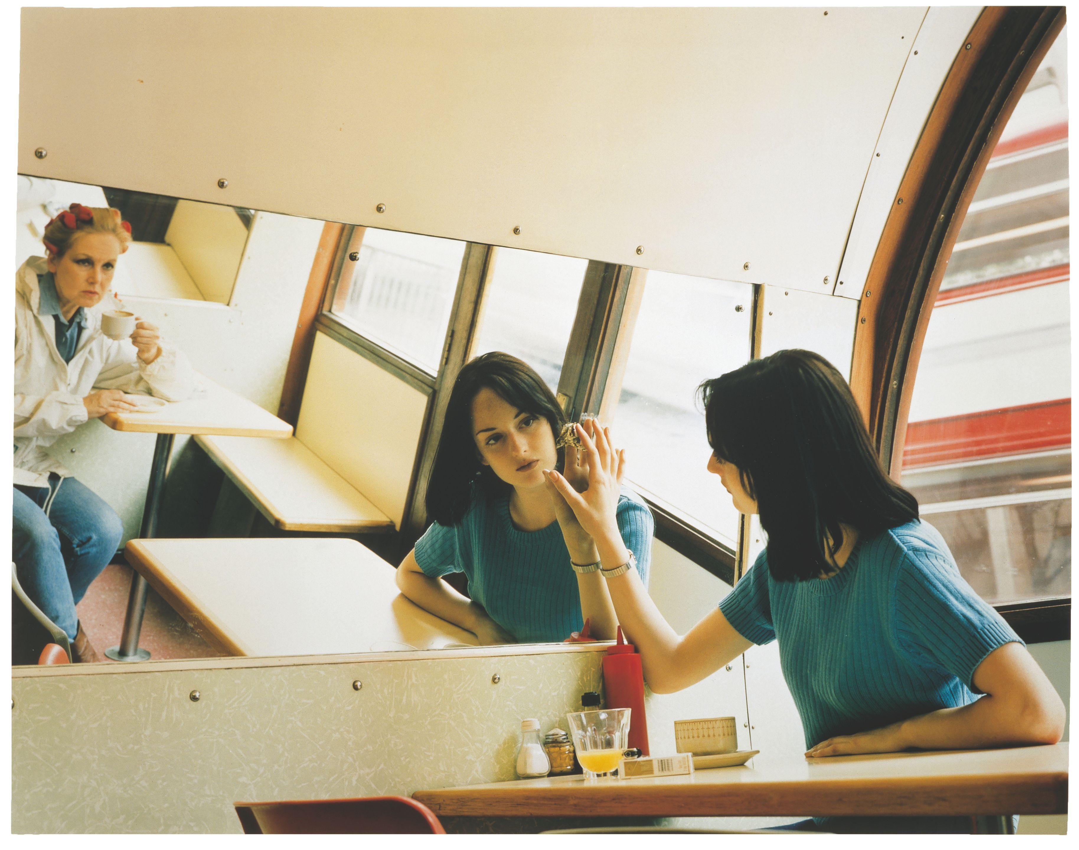 Hannah Starkey - Untitled - May 1997