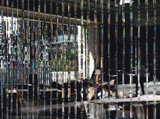 Hannah Starkey - Untitled - September 2008