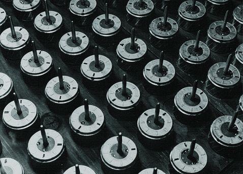 Hannes Kilian - Plattenspieler Firma Dual