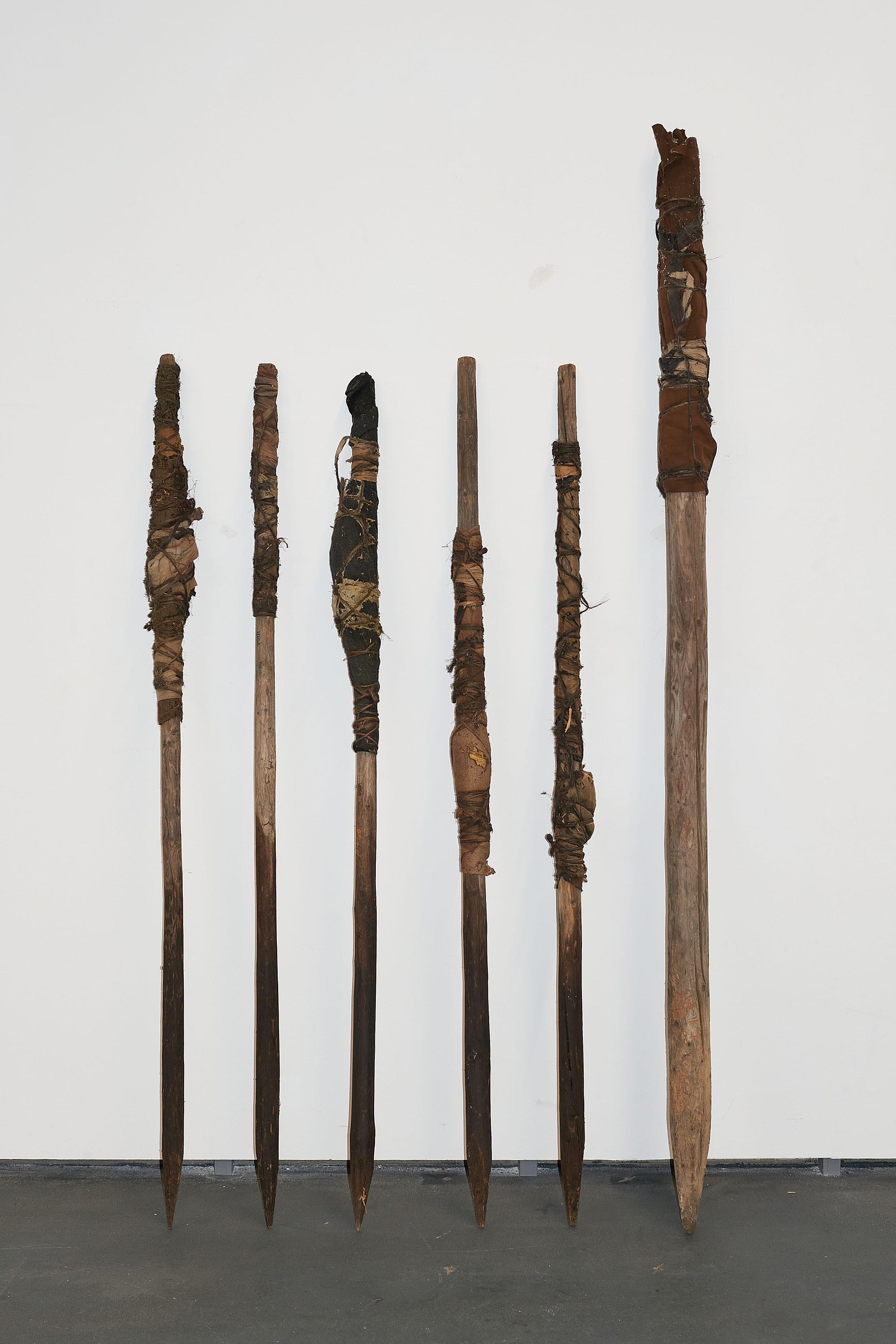 Hannsjörg Voth - Pfähle.