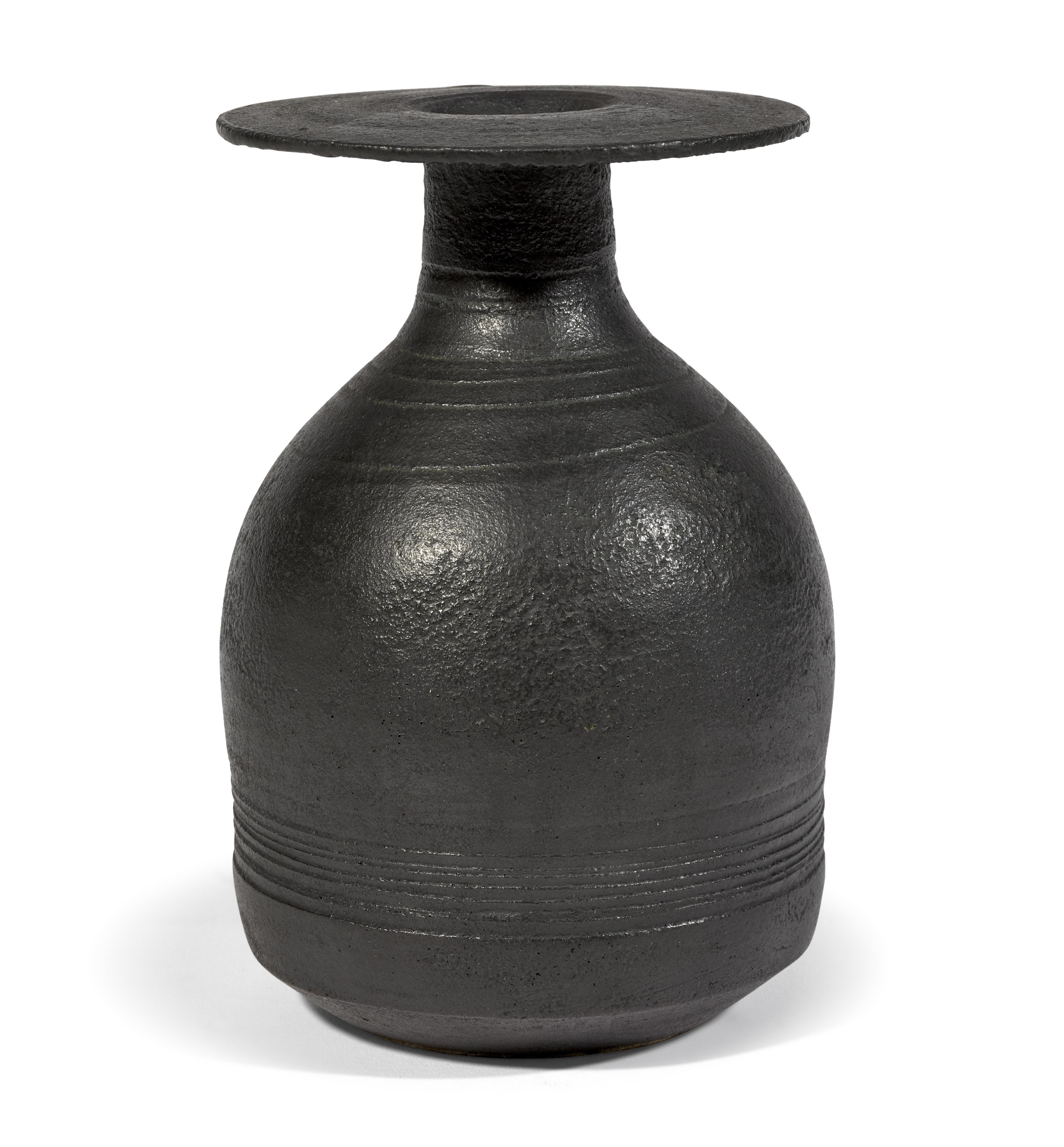 Hans Coper - Black Bottle Vase
