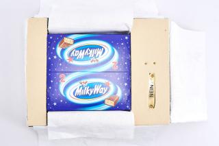 Hans-Peter Feldmann - One on One.