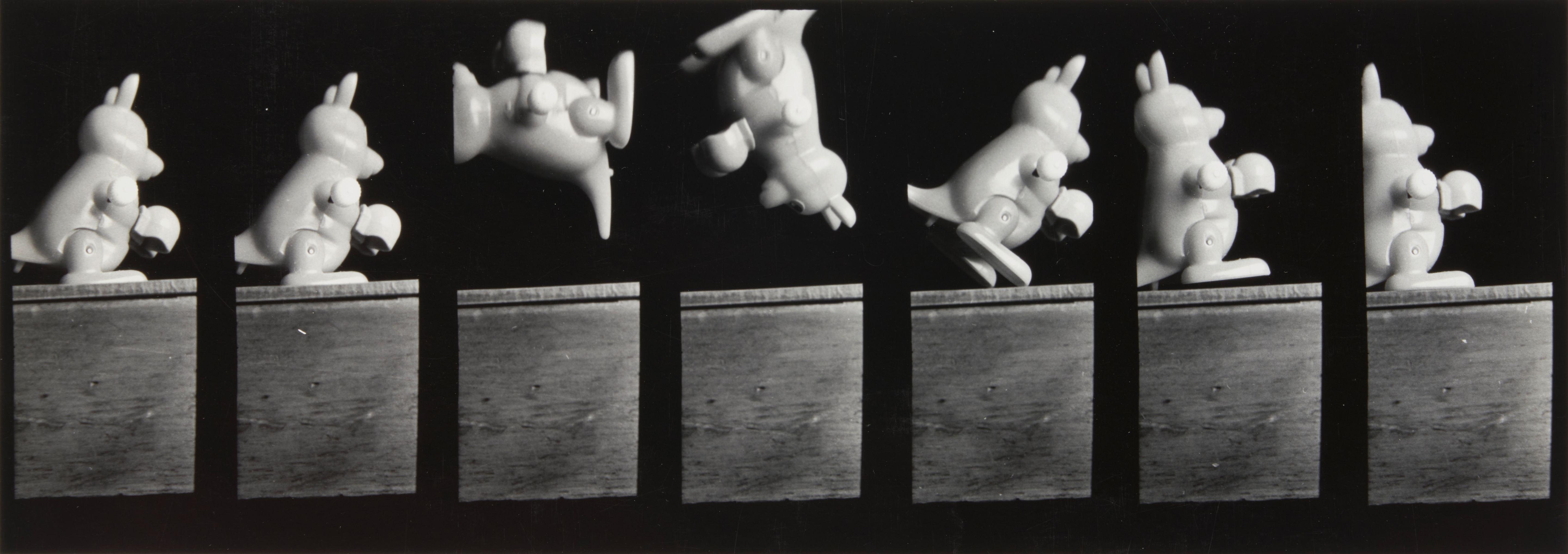 Harold Edgerton - Mechanical Kangaroo, Multiflash