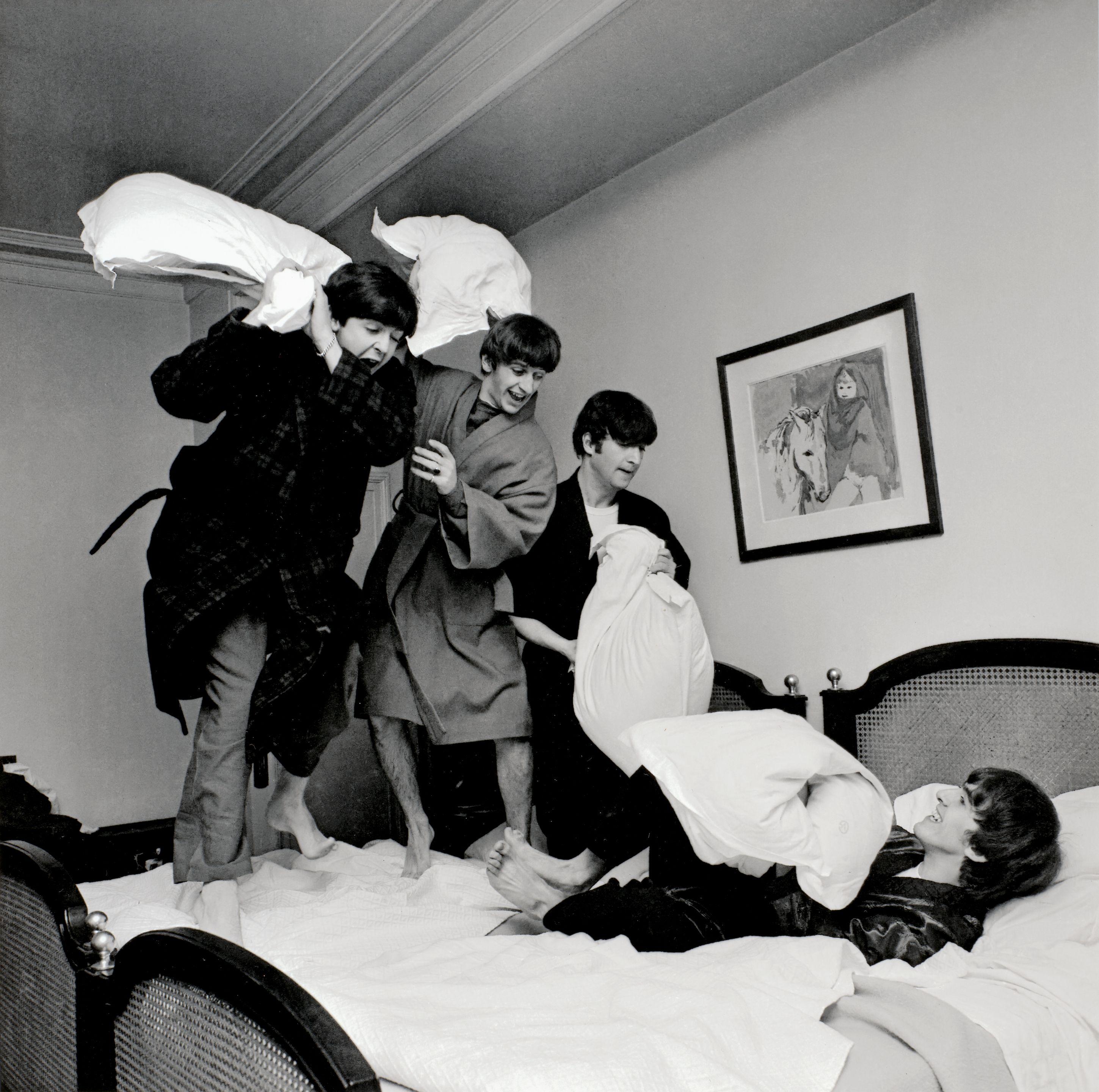 Harry Benson - The Beatles, Pillow Fight, George V Hotel, Paris